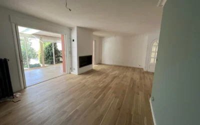Parquet massif à La Rochelle : un sol solide